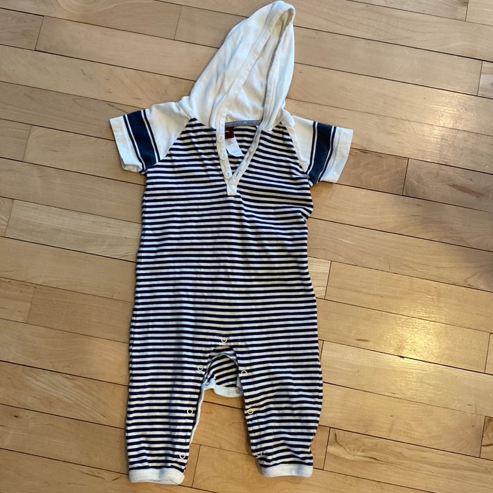 Tea Collection romper